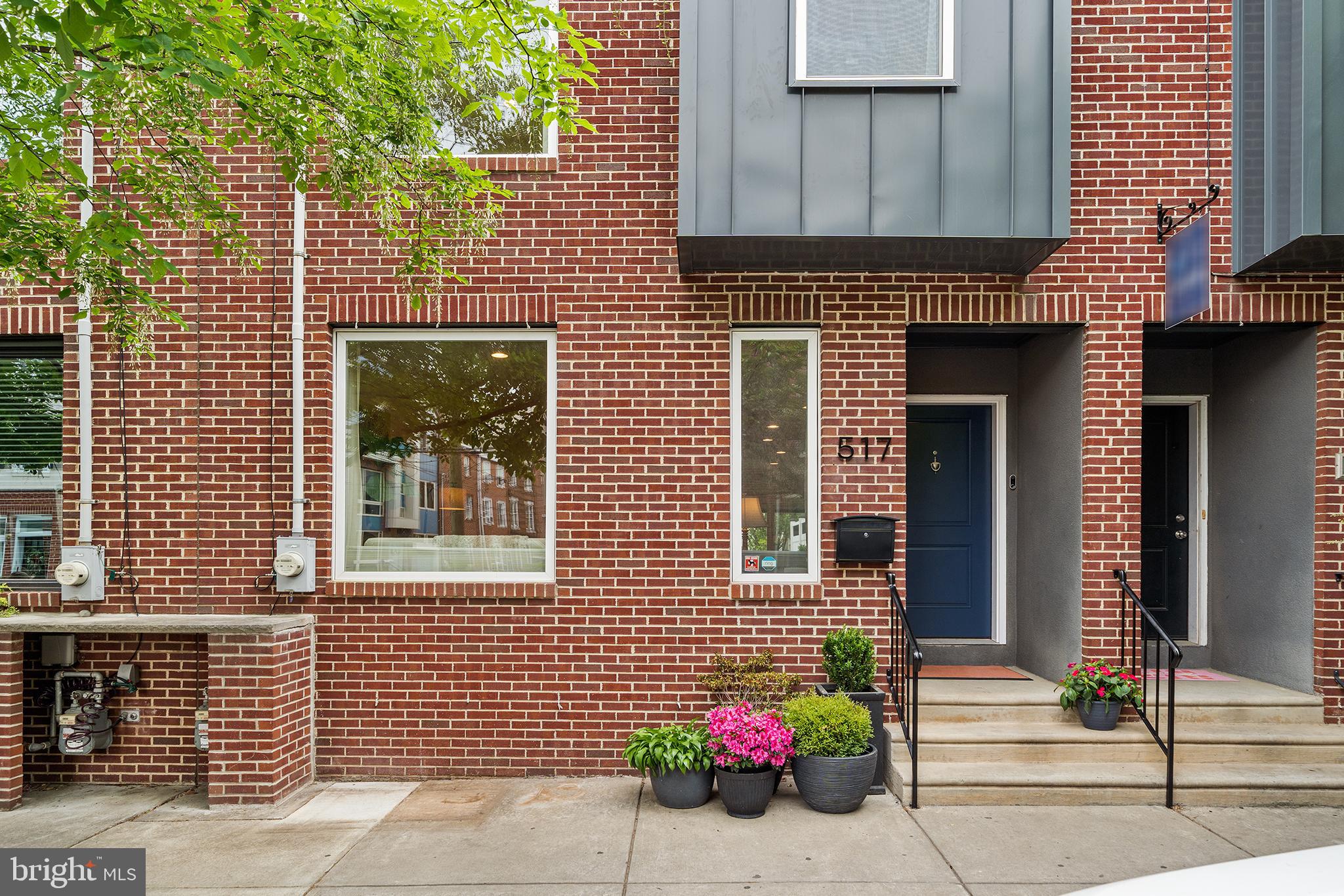 517 CARPENTER STREET