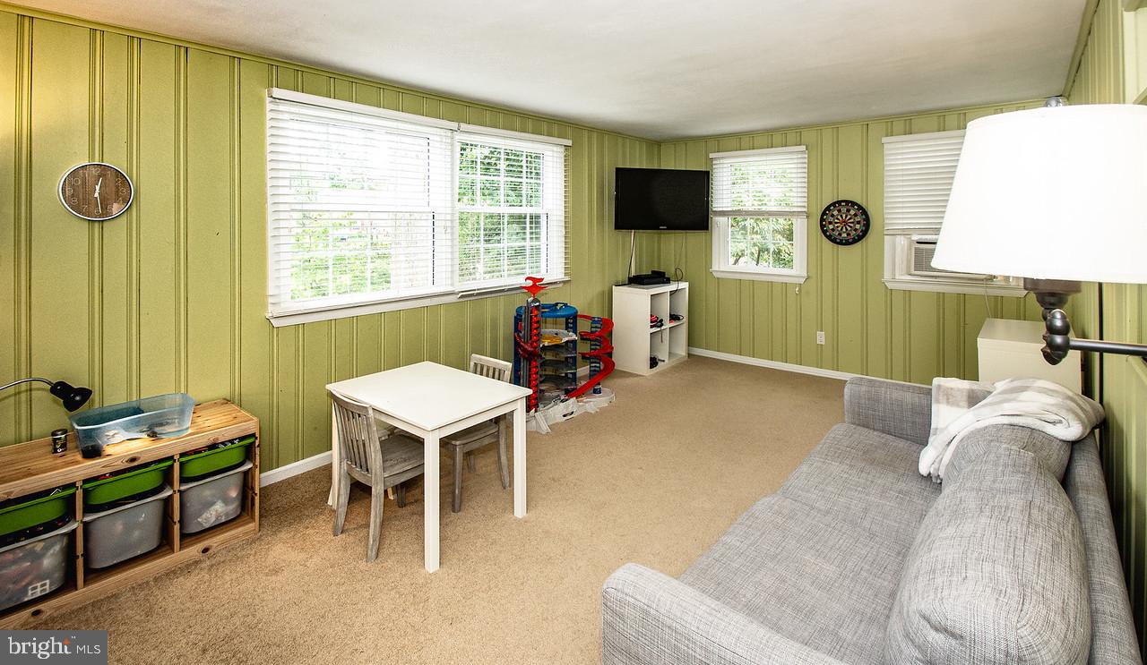 WHITEMARSH HILLS - Residential