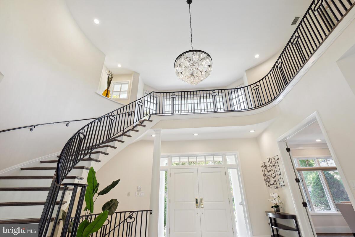 BURNING TREE VALLEY - Residential