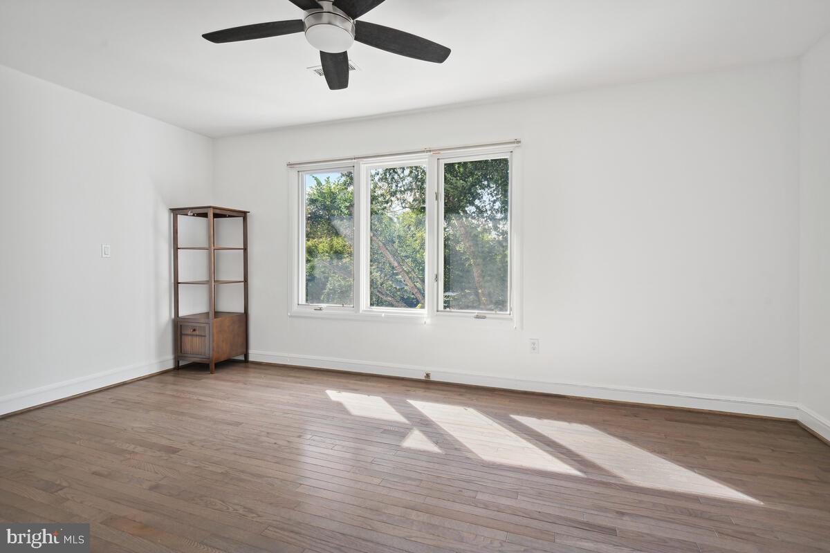 BURNING TREE VALLEY - Residential