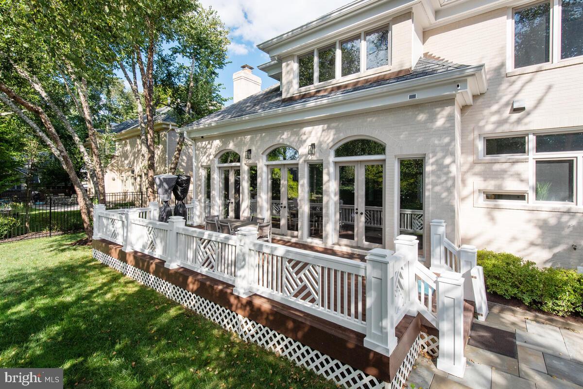 BURNING TREE VALLEY - Residential