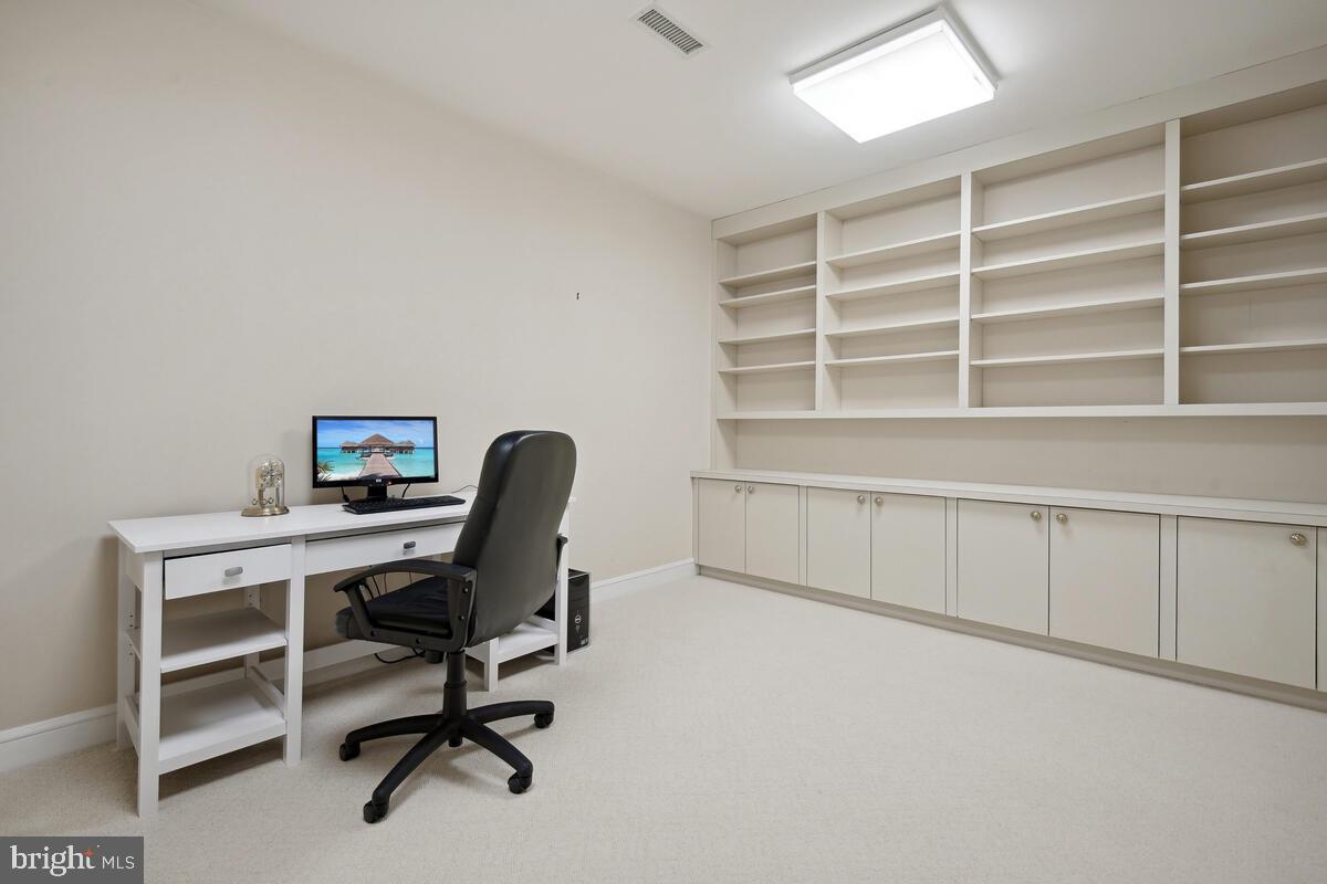 BURNING TREE VALLEY - Residential