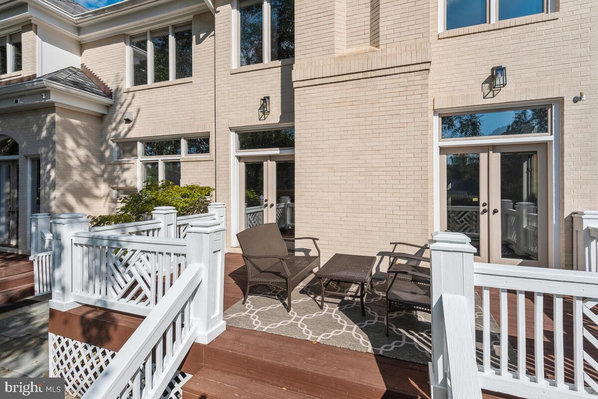 BURNING TREE VALLEY - Residential