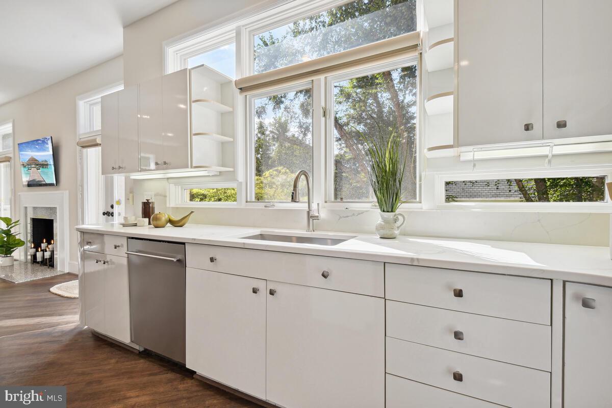 BURNING TREE VALLEY - Residential