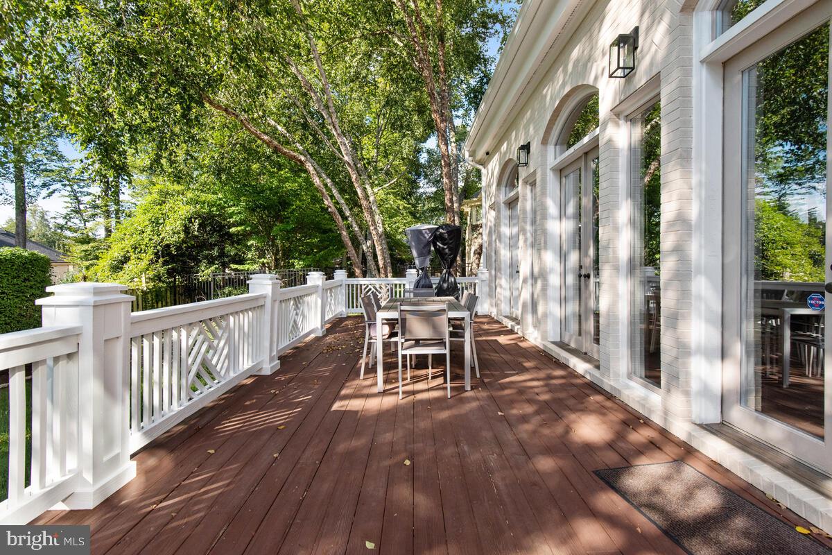 BURNING TREE VALLEY - Residential