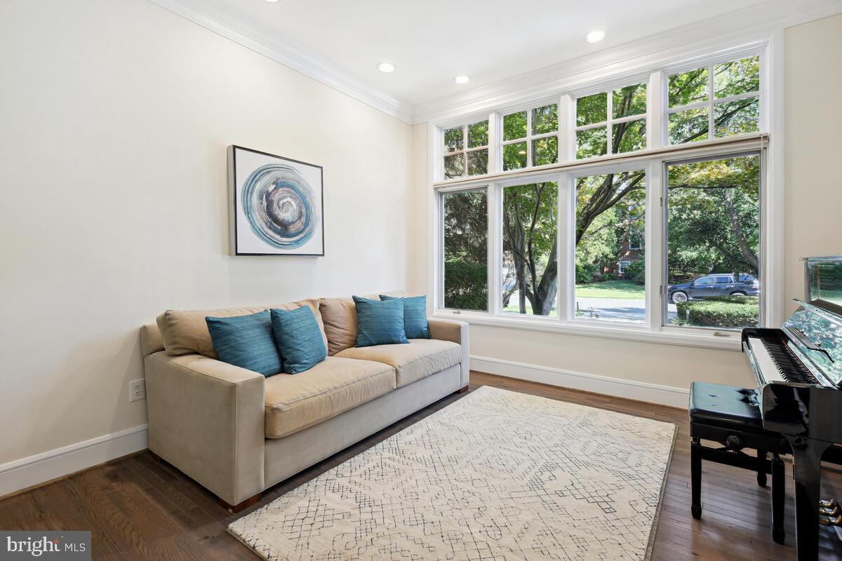 BURNING TREE VALLEY - Residential