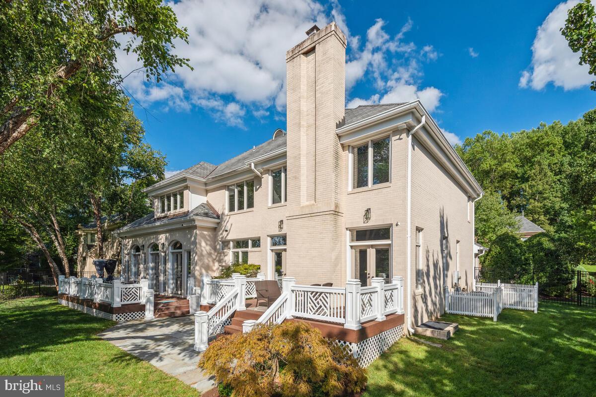 BURNING TREE VALLEY - Residential