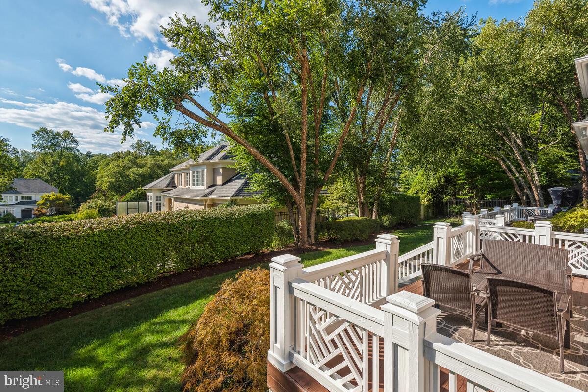 BURNING TREE VALLEY - Residential