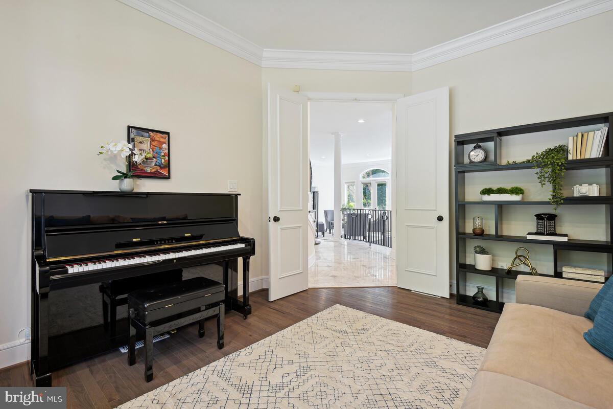 BURNING TREE VALLEY - Residential