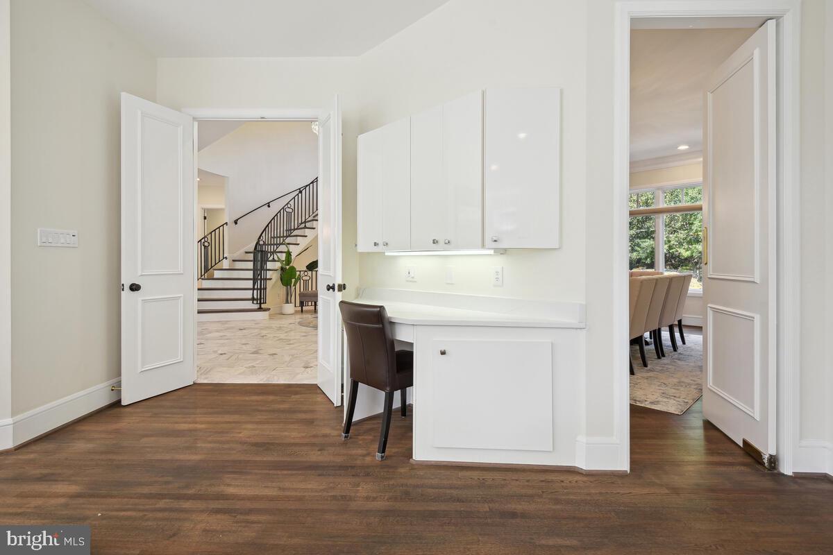 BURNING TREE VALLEY - Residential