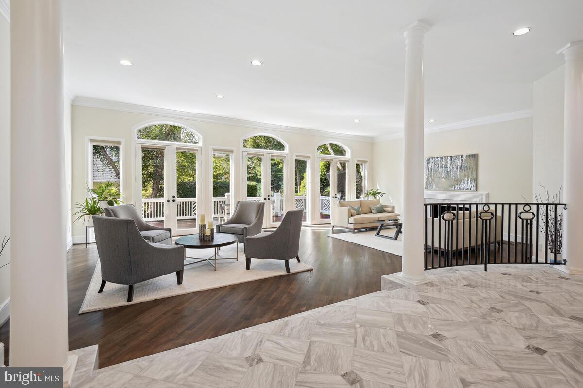 BURNING TREE VALLEY - Residential