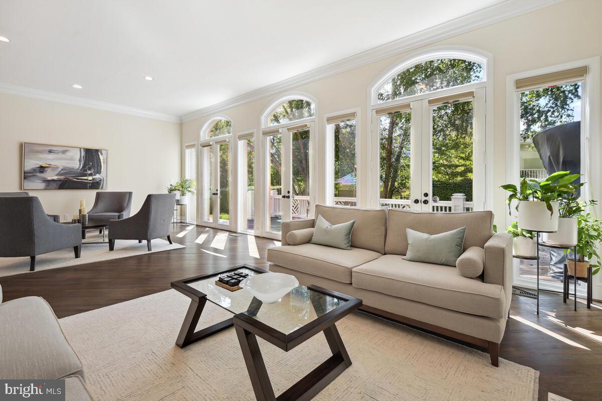 BURNING TREE VALLEY - Residential