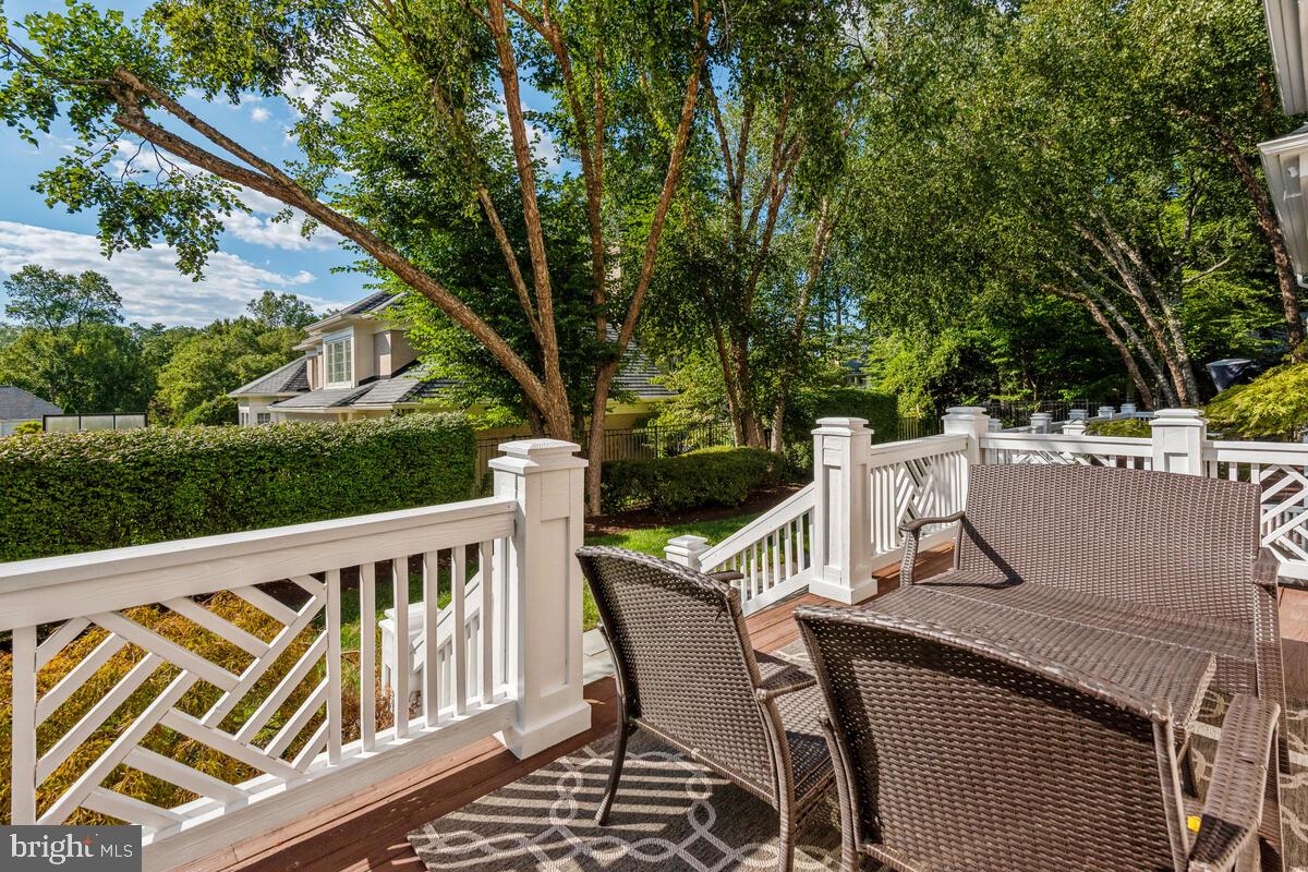 BURNING TREE VALLEY - Residential