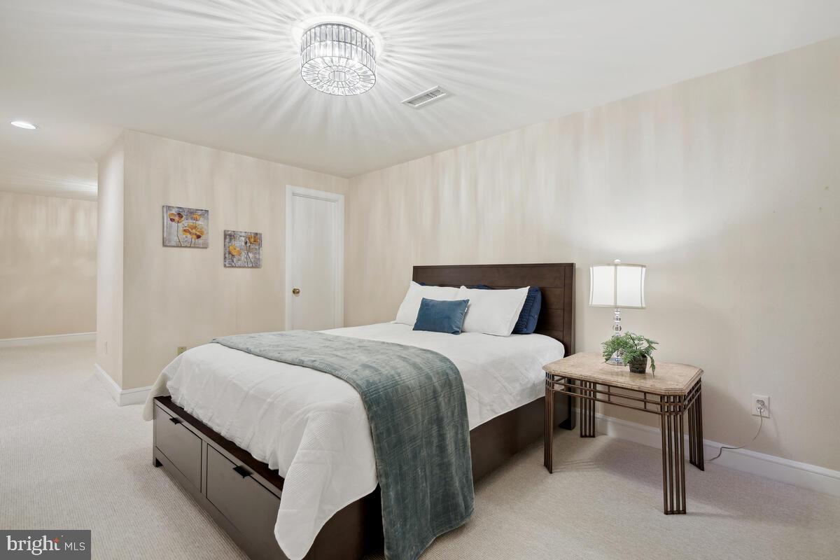 BURNING TREE VALLEY - Residential