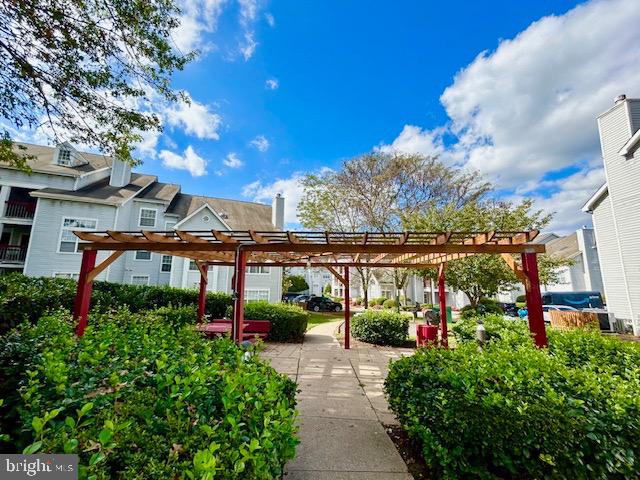 CHRISTOPHER COURT - Residential