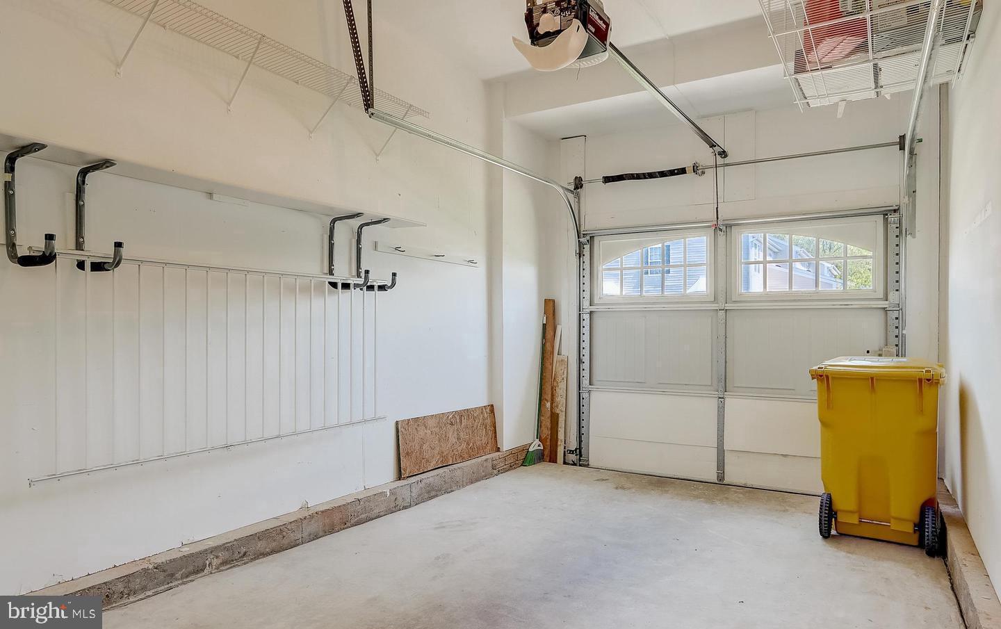 VILLAGES OF DORCHESTER - Residential Lease