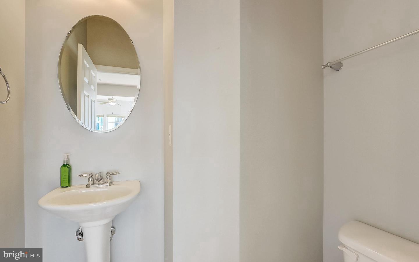 VILLAGES OF DORCHESTER - Residential Lease