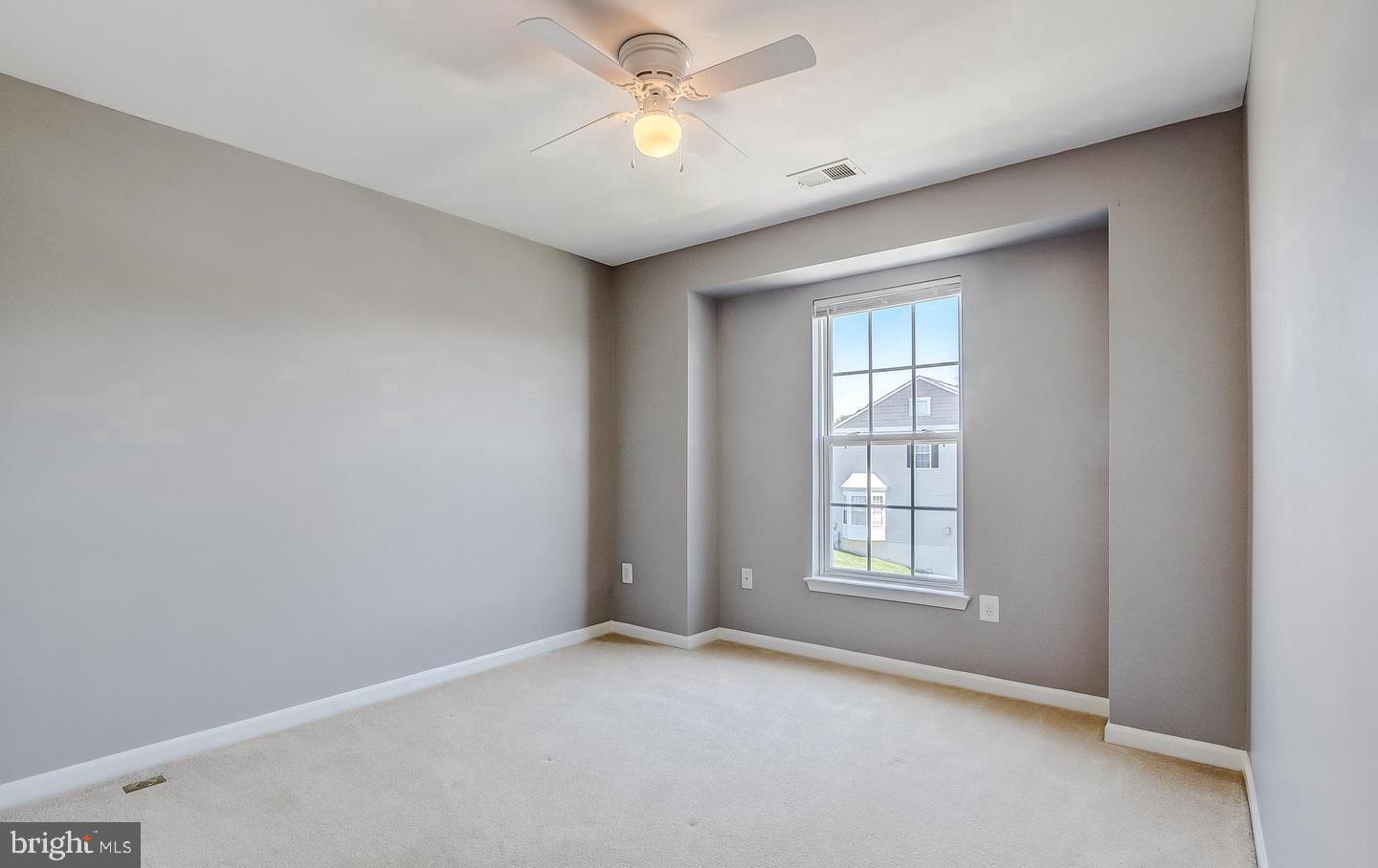 VILLAGES OF DORCHESTER - Residential Lease