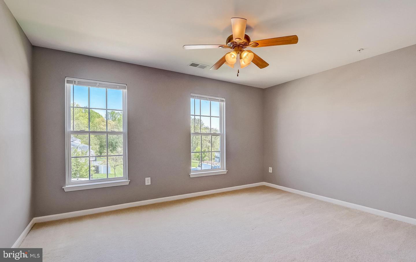 VILLAGES OF DORCHESTER - Residential Lease