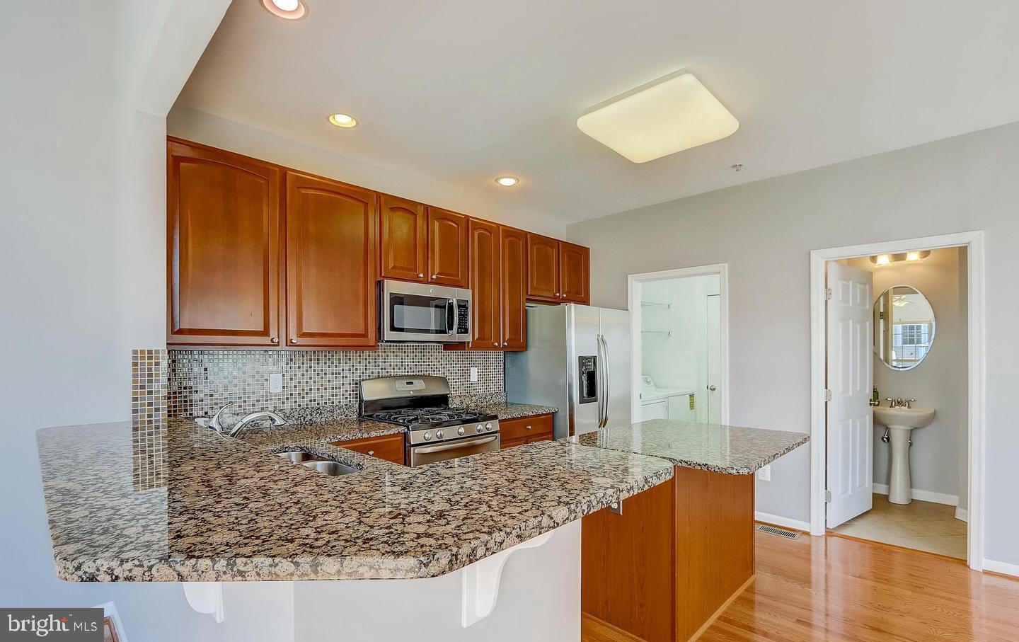 VILLAGES OF DORCHESTER - Residential Lease