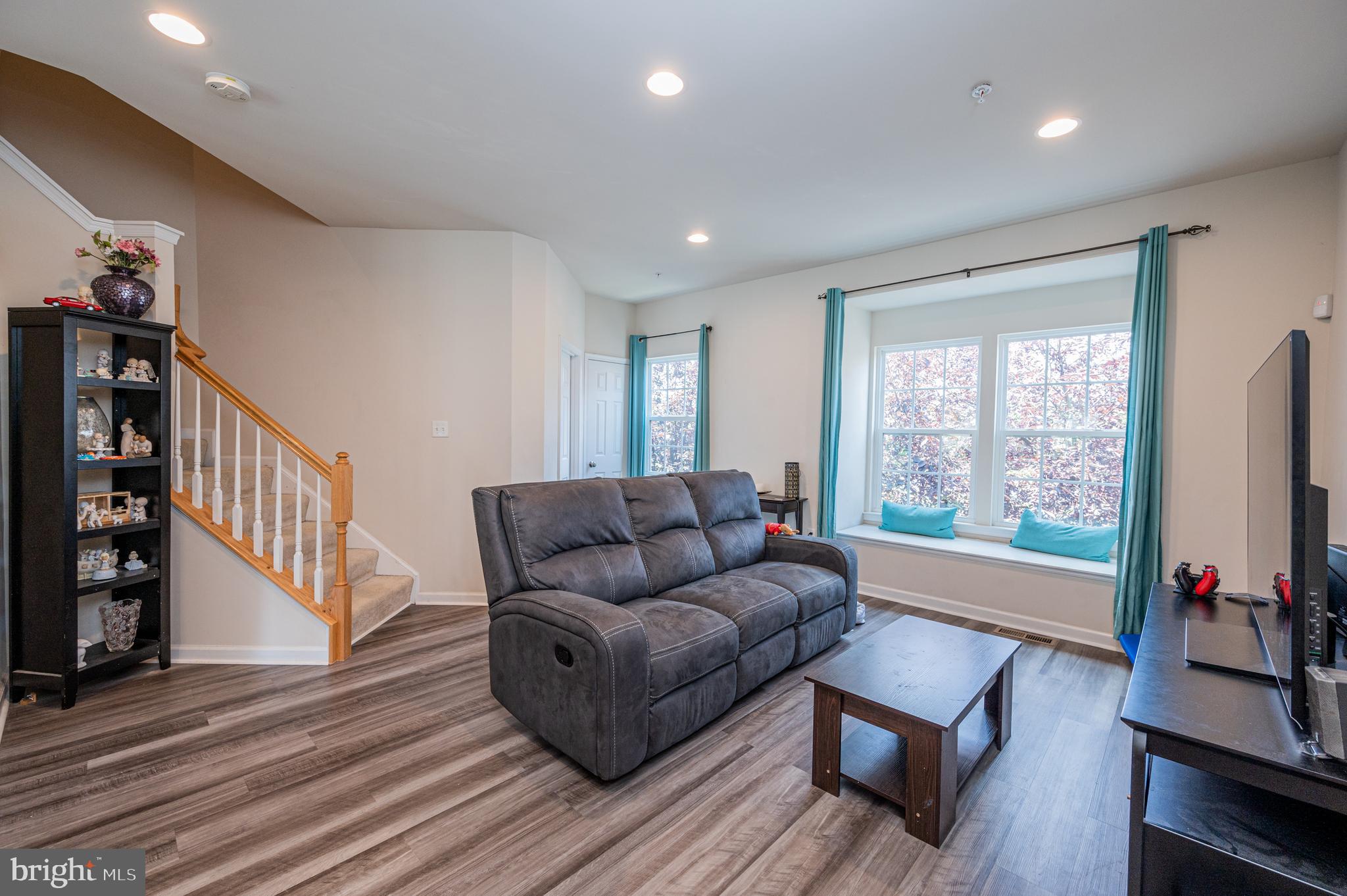 TUSCARORA CREEK - Residential