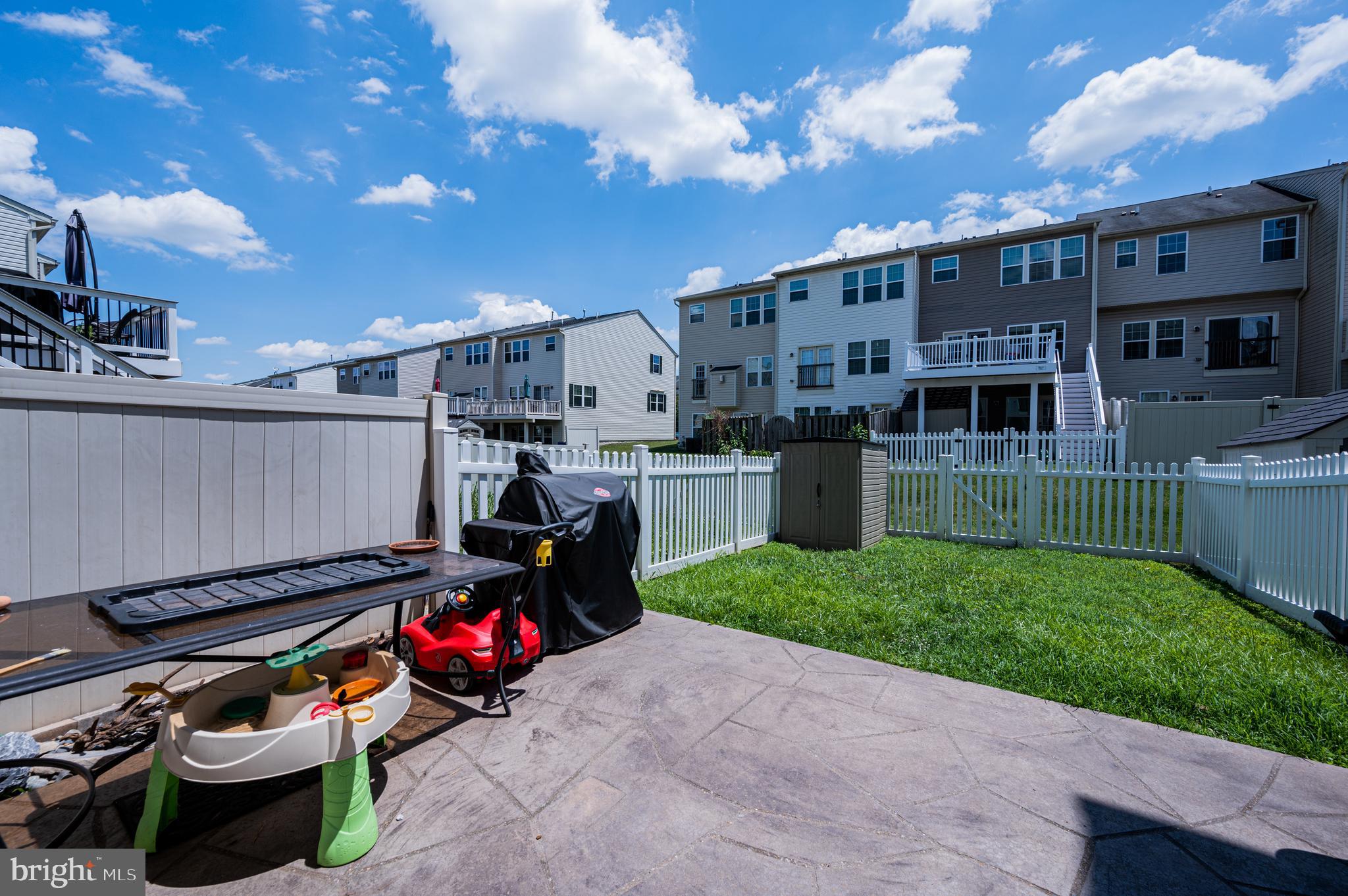 TUSCARORA CREEK - Residential