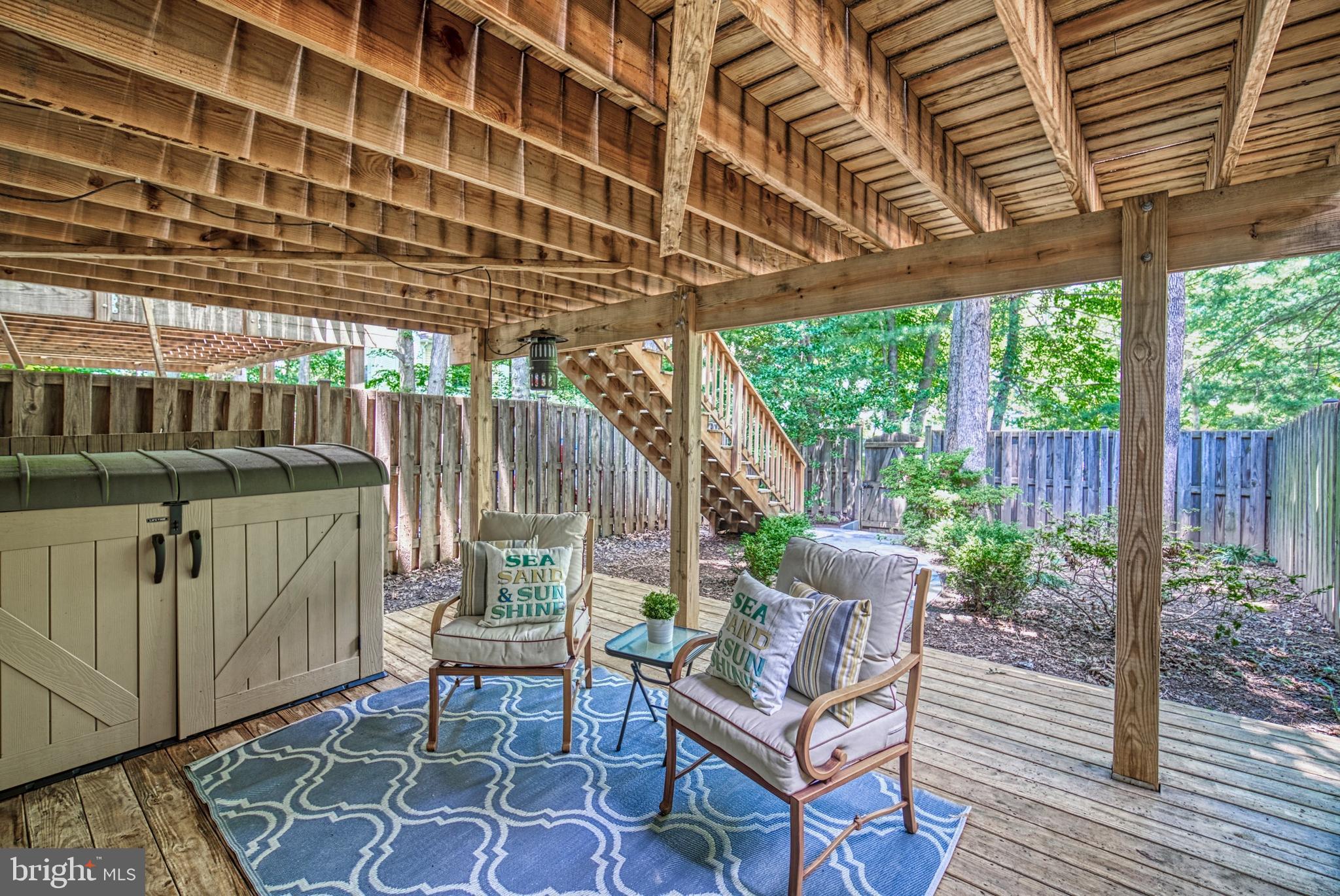 WOODLAND HILLS - Residential