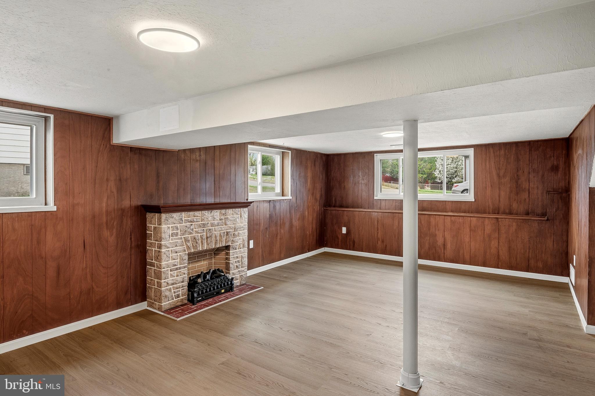 WESTVIEW PARK - Residential