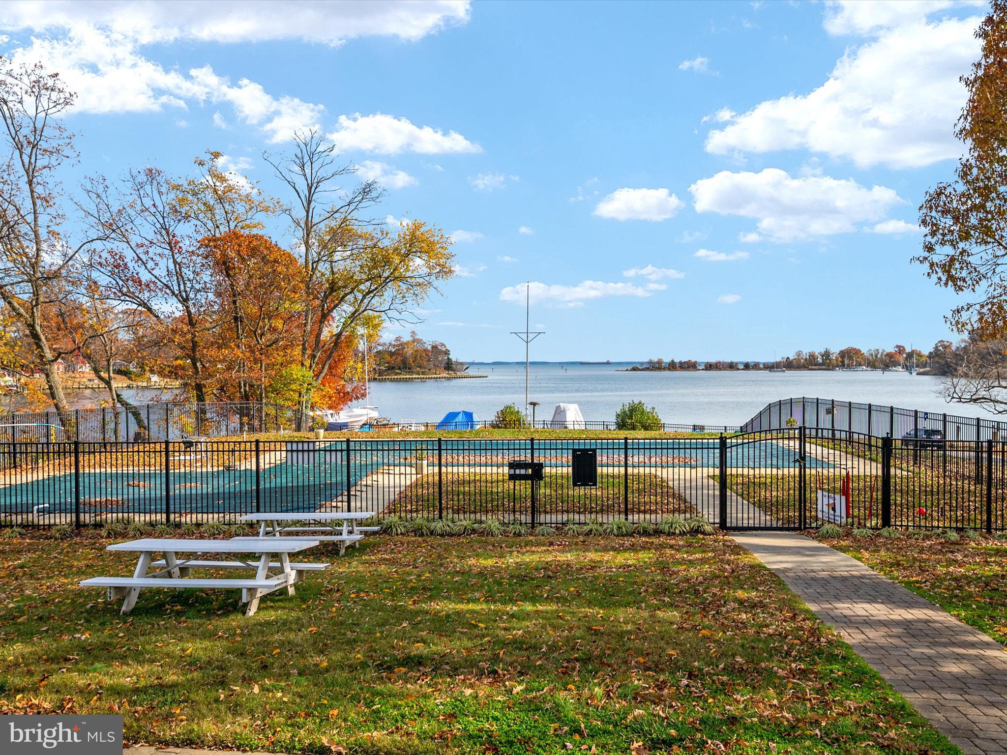 PROVIDENCE - Residential