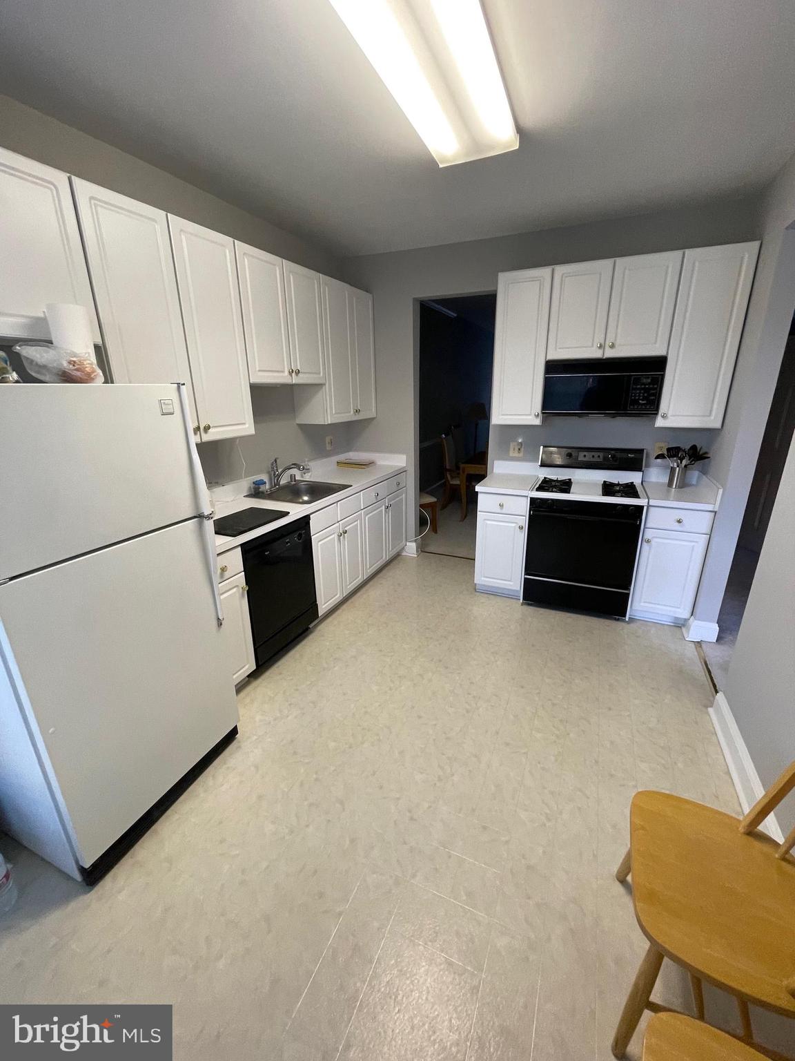 LENOX PLACE AT SUNNYSIDE - Residential