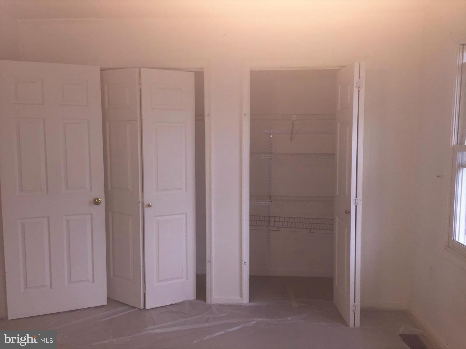 LEESBURG STATION - Residential