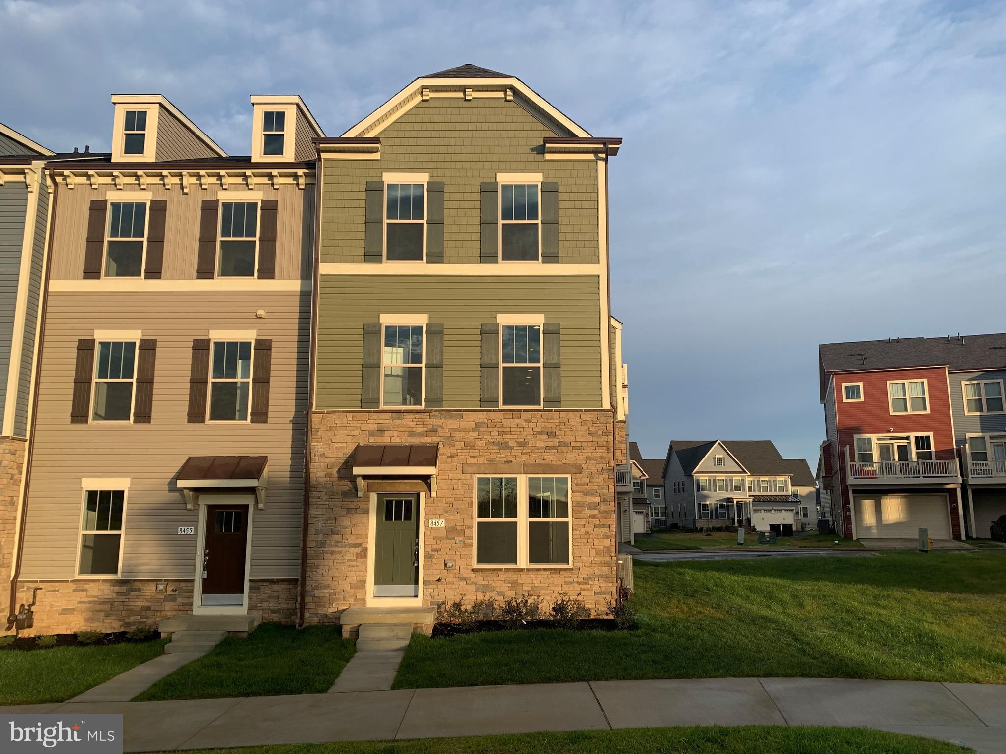 STONE BARN VILLAGE - Residential