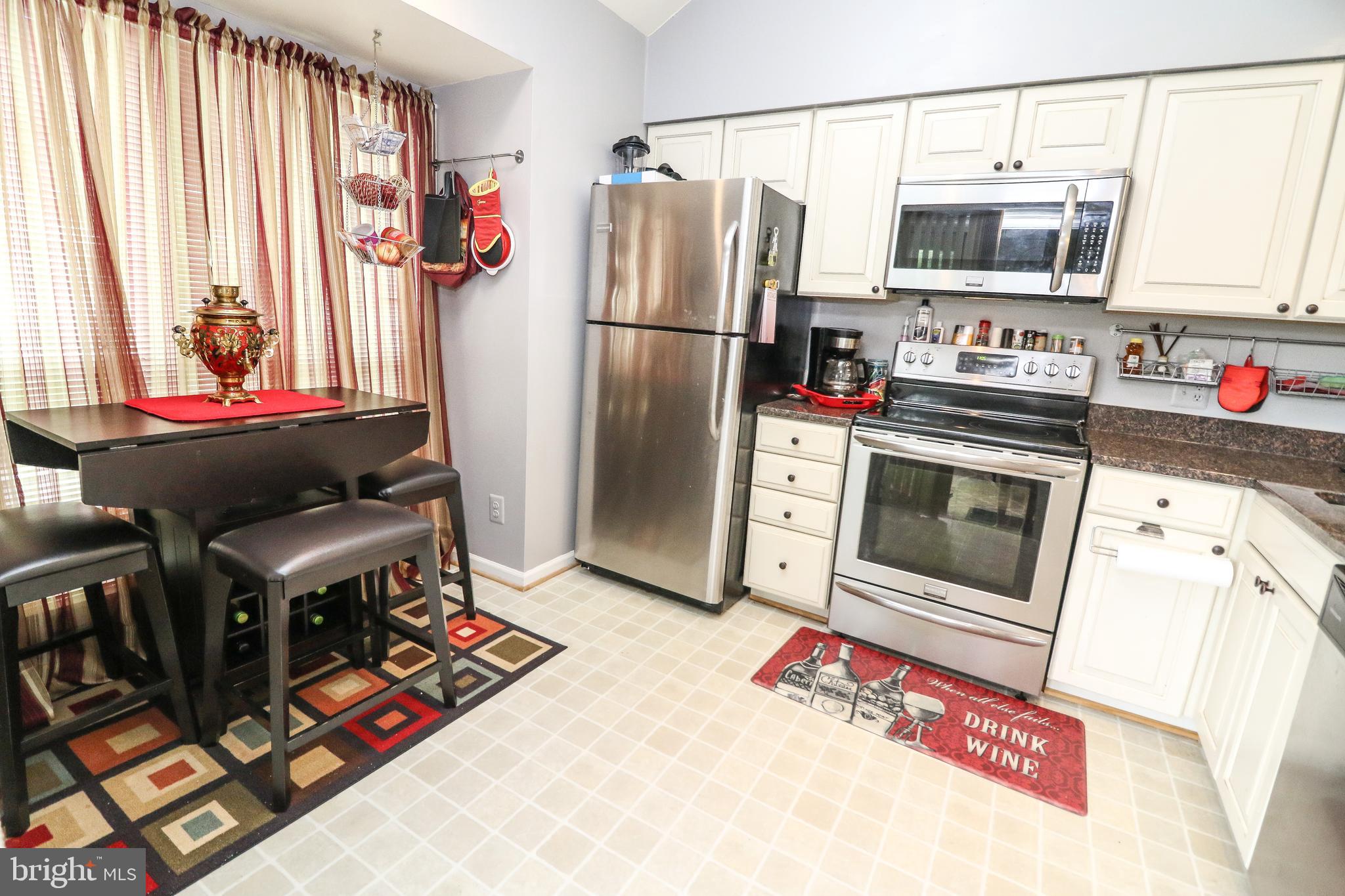 PINECREST - Residential