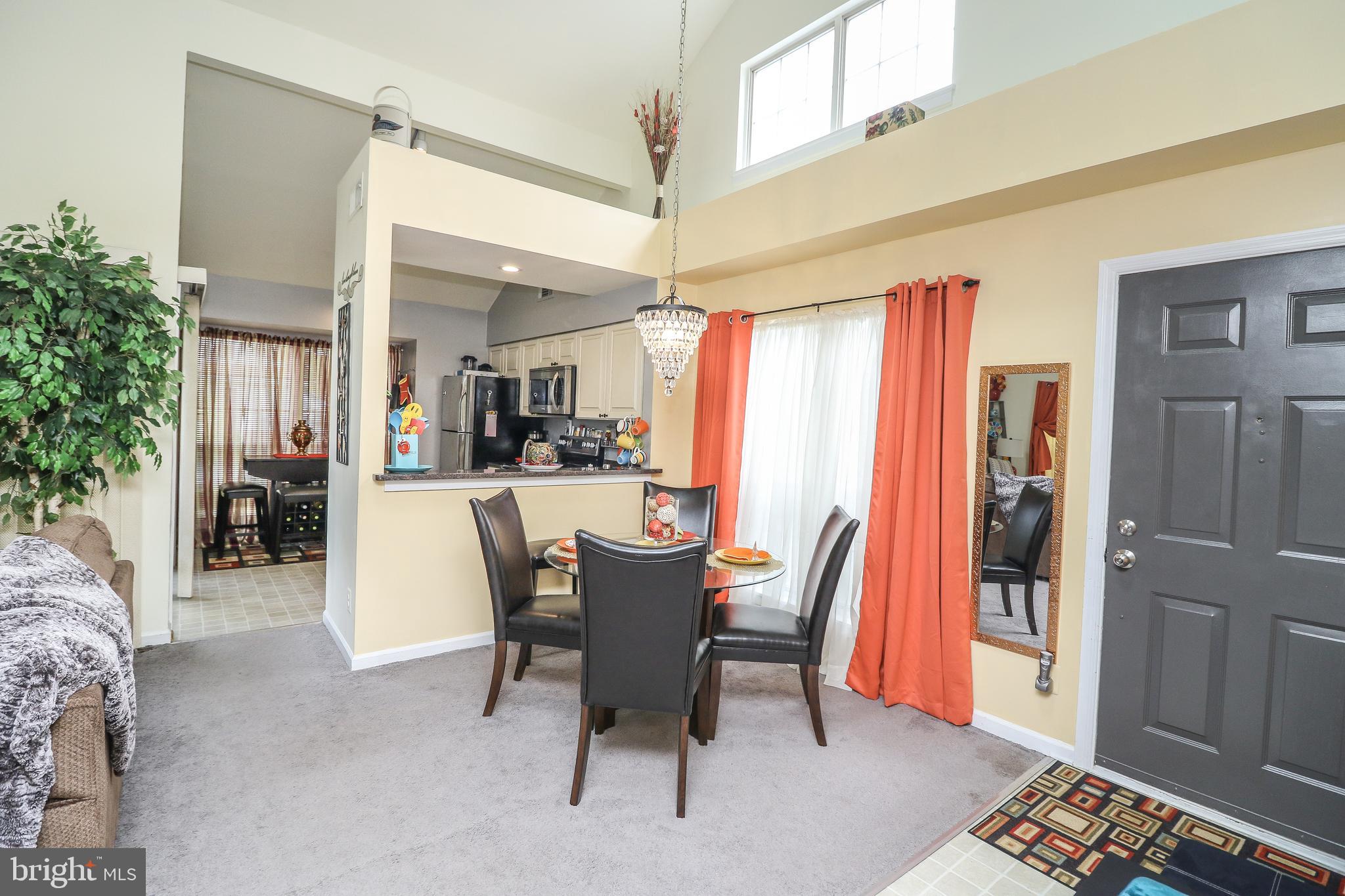 PINECREST - Residential