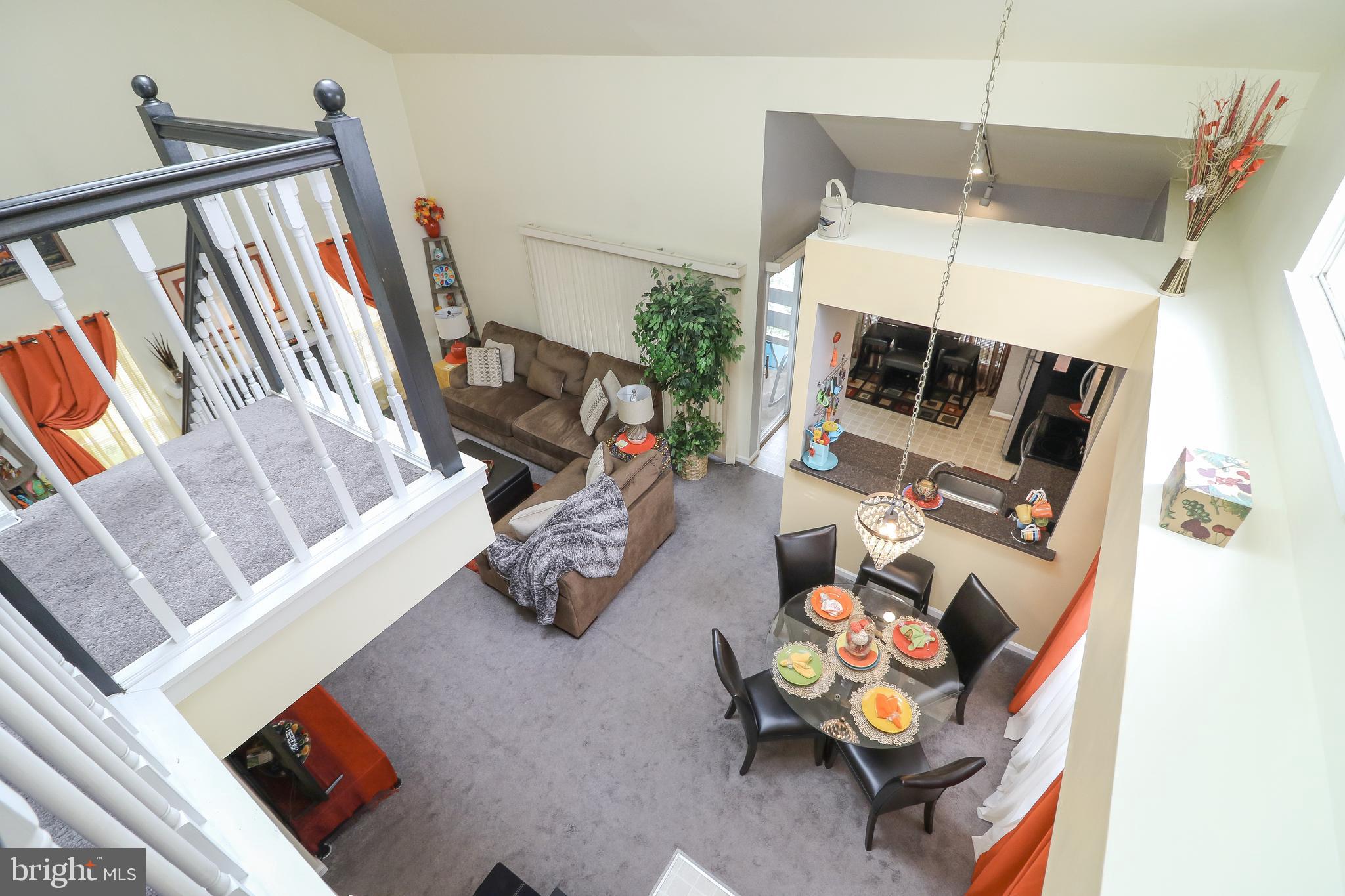 PINECREST - Residential