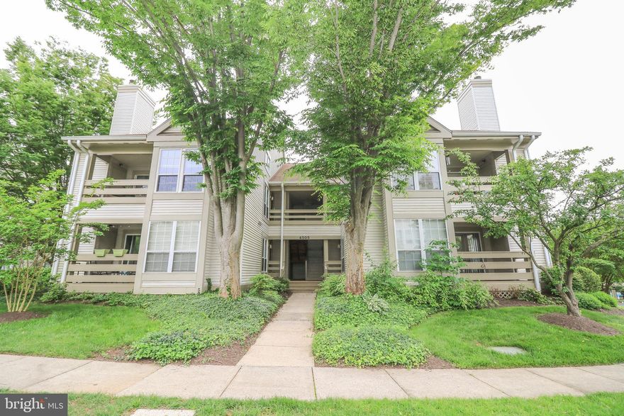 Commuter's Dream * 2 level, 2 master bedroom, 2 bath upper level condo * Cathedral ceilings, 2 sliding glass doors, skylights and lots of windows for tons of natural light * Updated kitchen with granite and stainless steel appliances * Private balcony overlooking mature trees * Wood burning fireplace * * Newer Carrier heat pump * Extra storage* Walk to nearby pool, tennis courts and jogging trails * Close to golf, shops, restaurants, parks and transportation *  Walk to Express bus to Metro