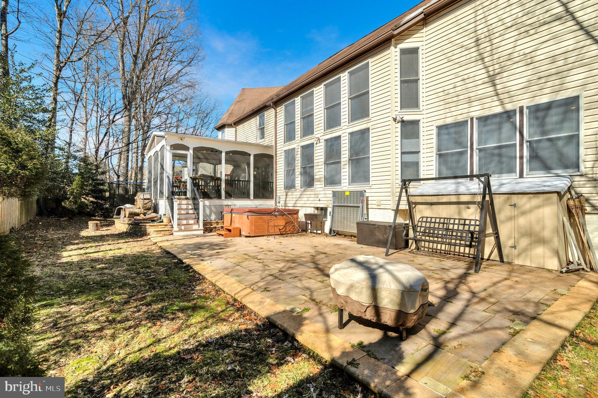 HAMPTON FOREST - Residential