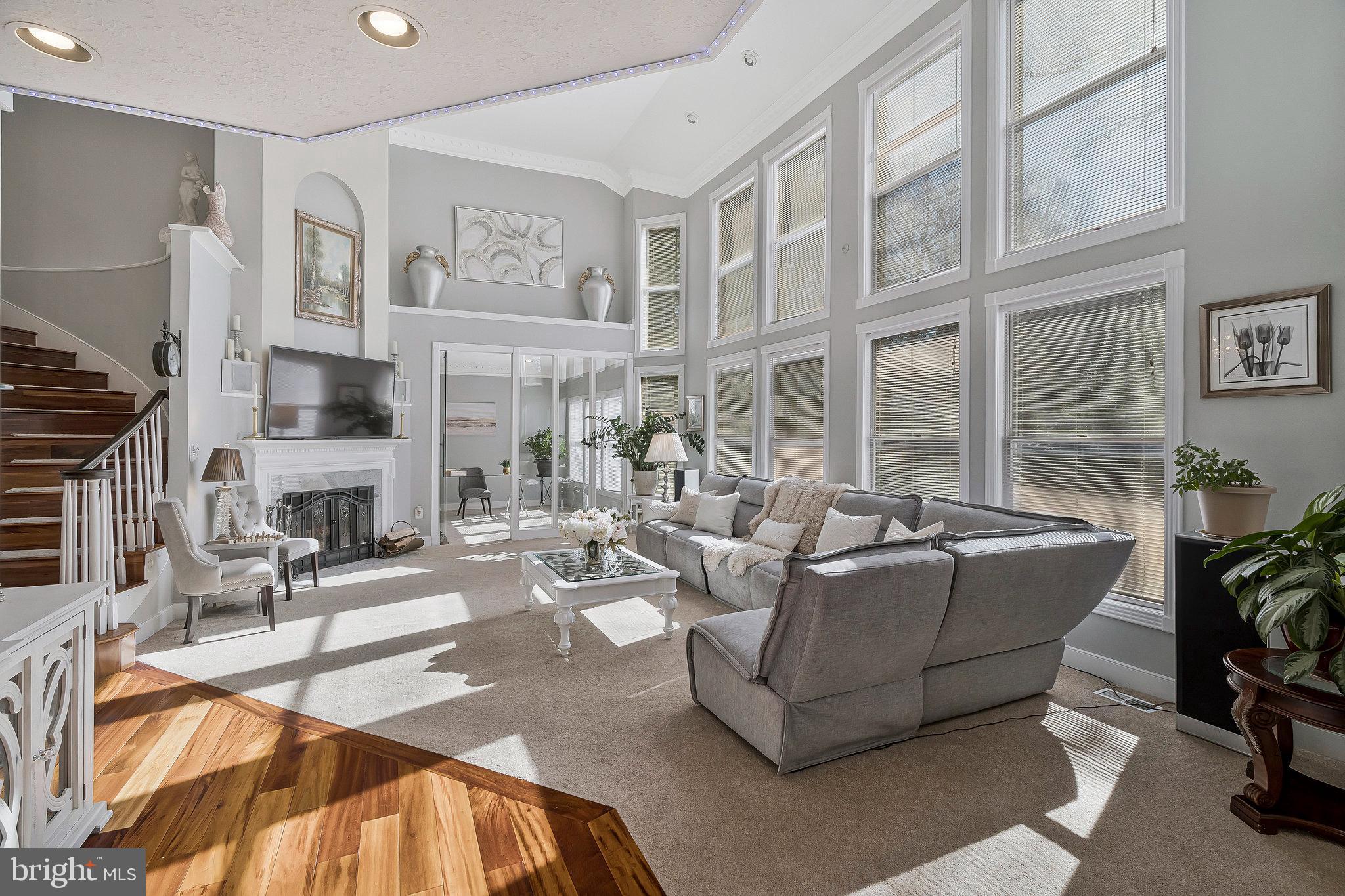 HAMPTON FOREST - Residential