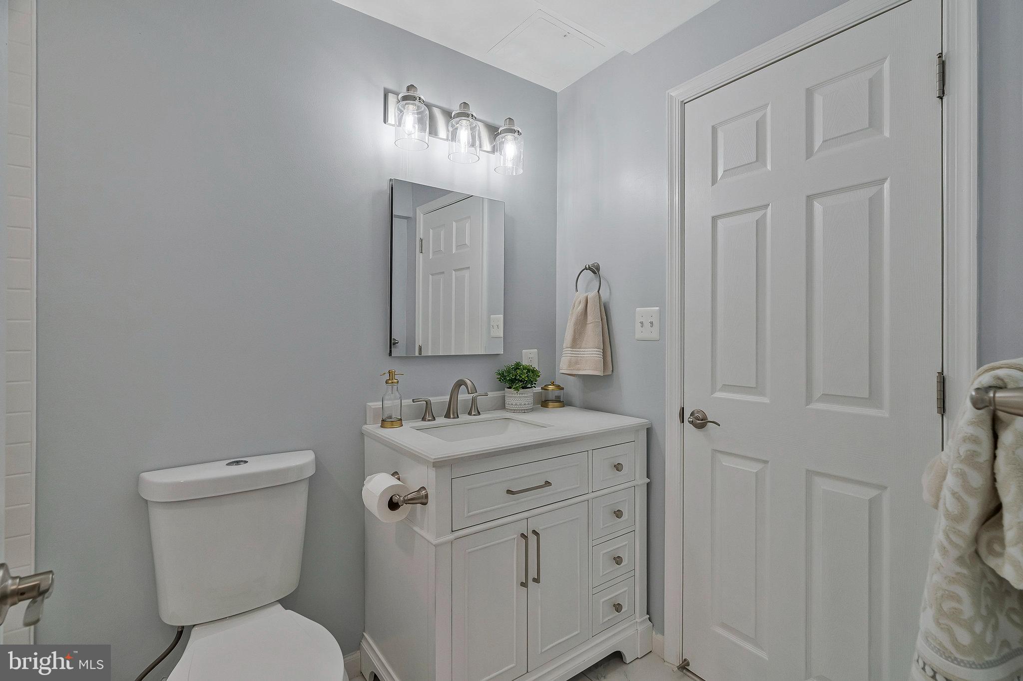 HAMPTON FOREST - Residential