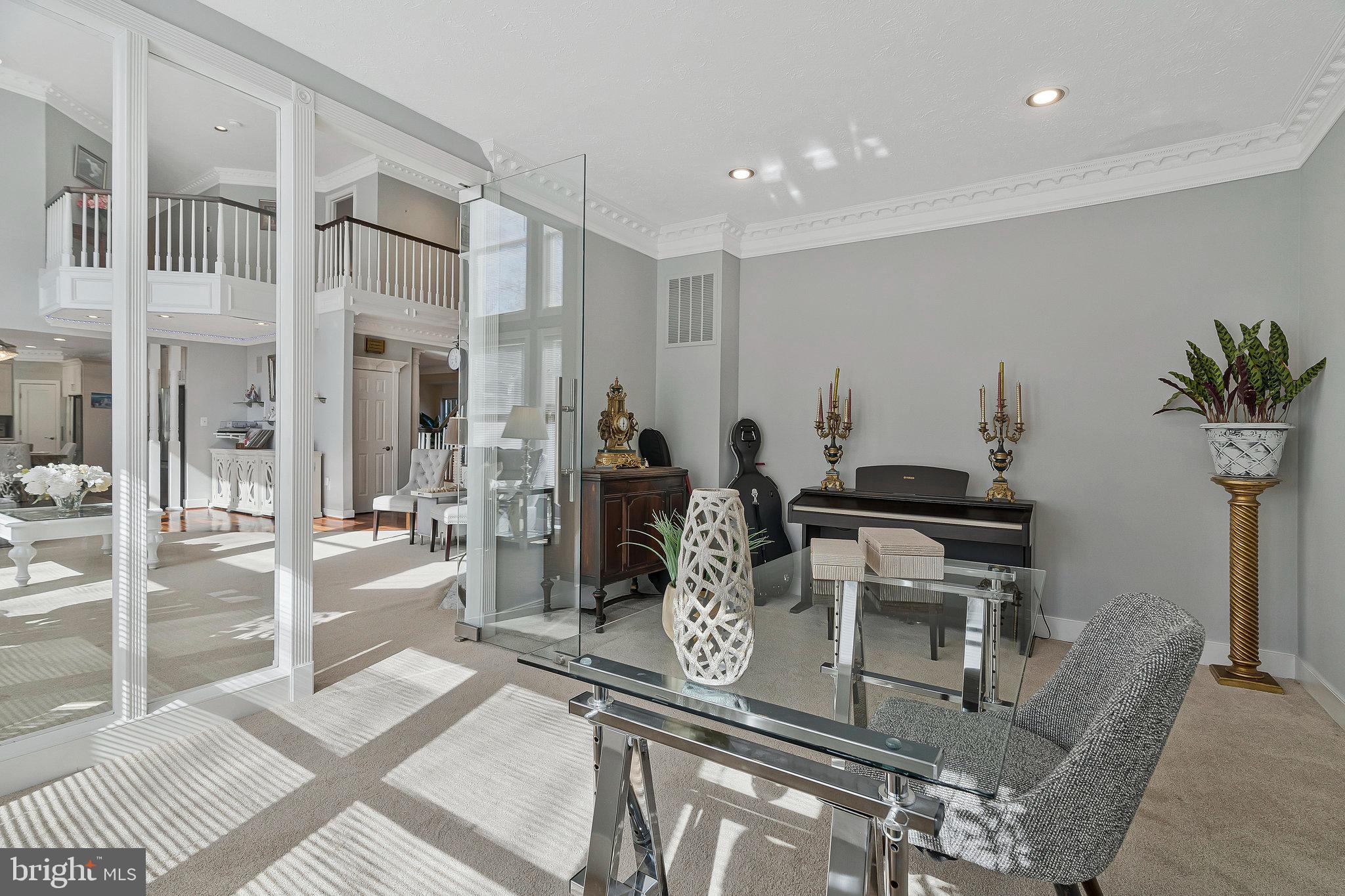 HAMPTON FOREST - Residential