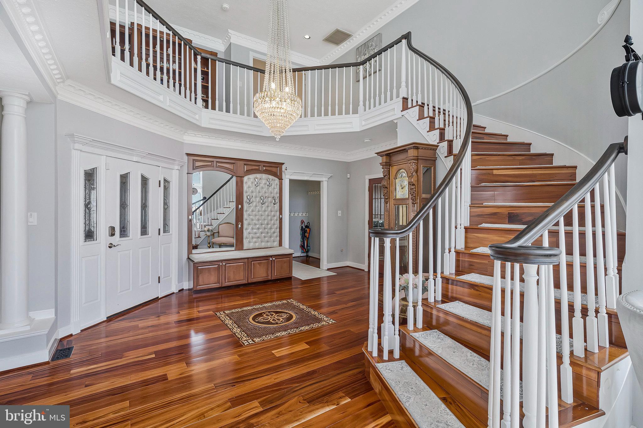 HAMPTON FOREST - Residential