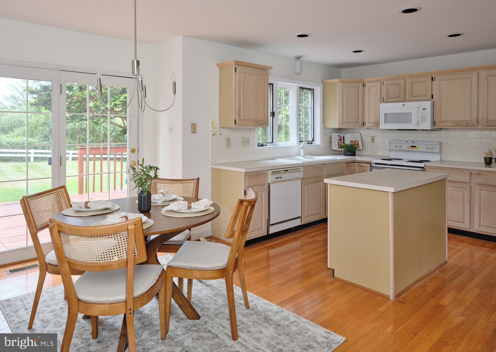 RIVERSTONE - Residential