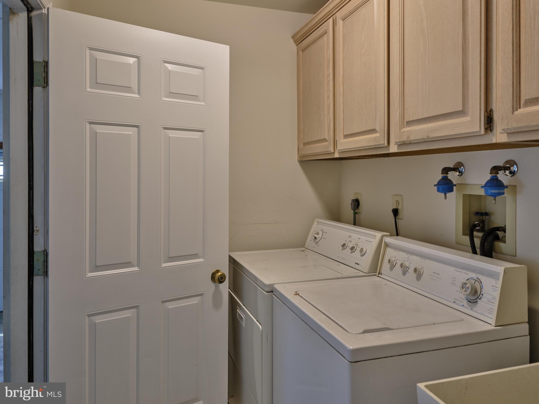 RIVERSTONE - Residential