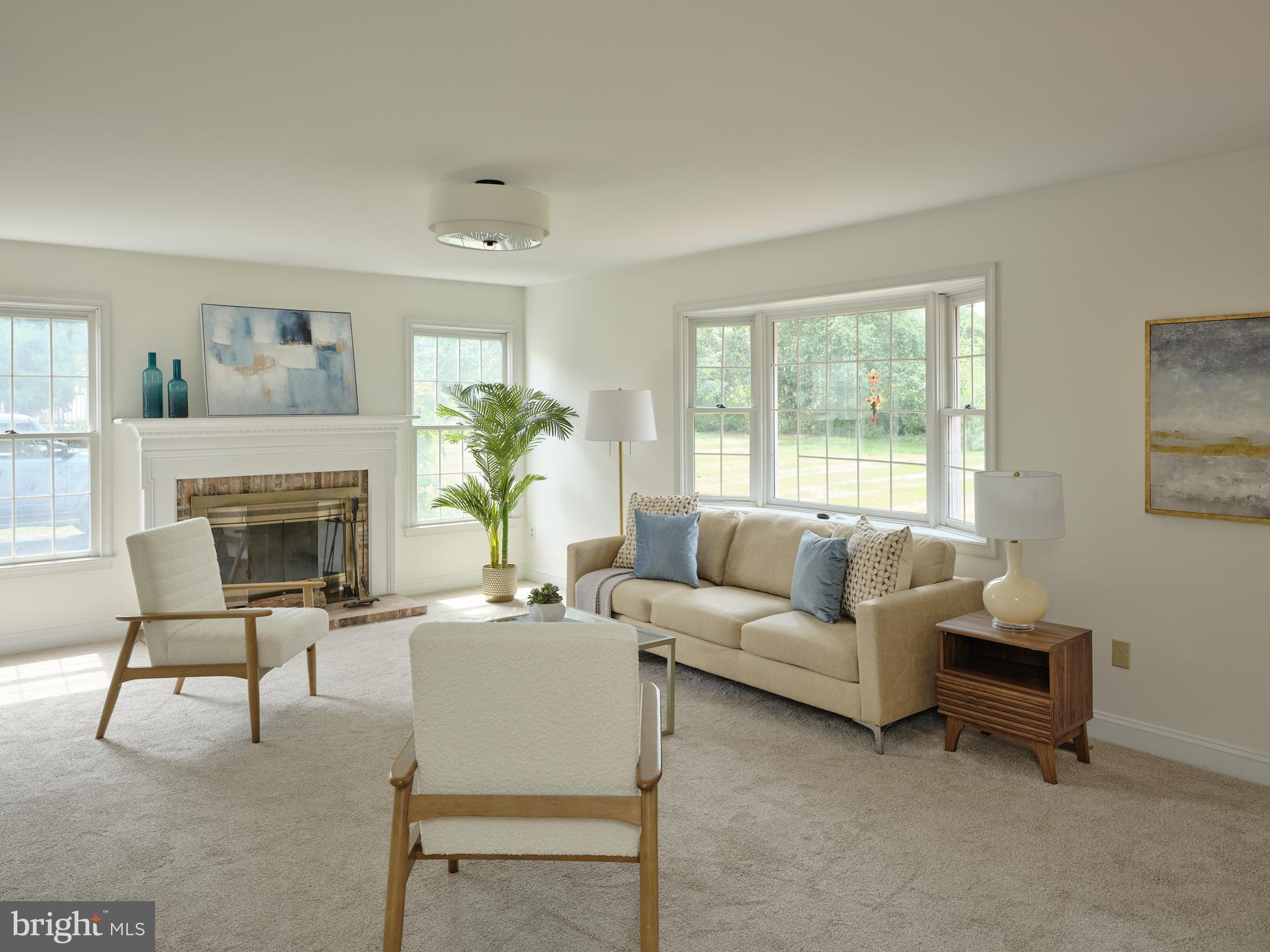 RIVERSTONE - Residential