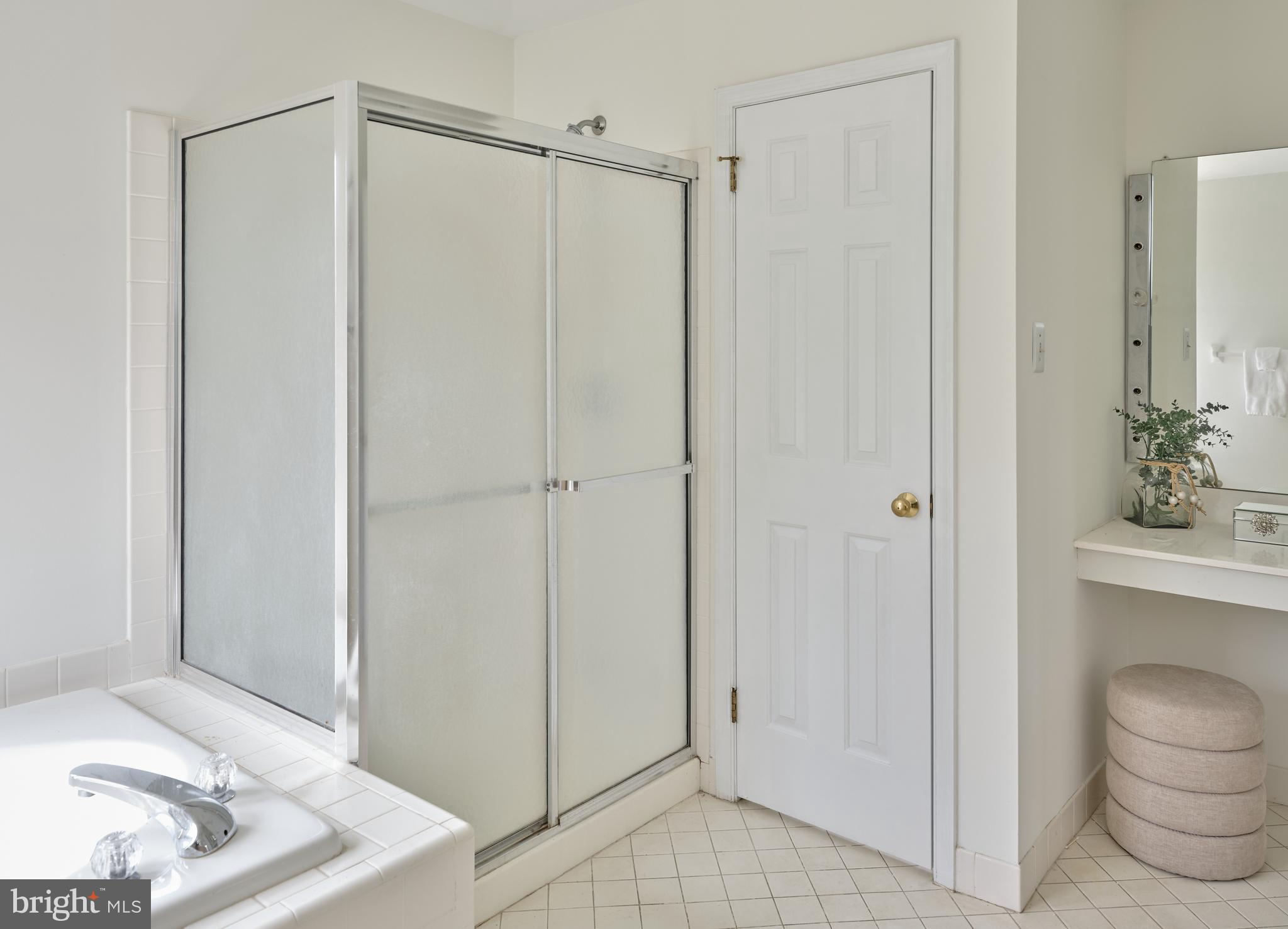 RIVERSTONE - Residential