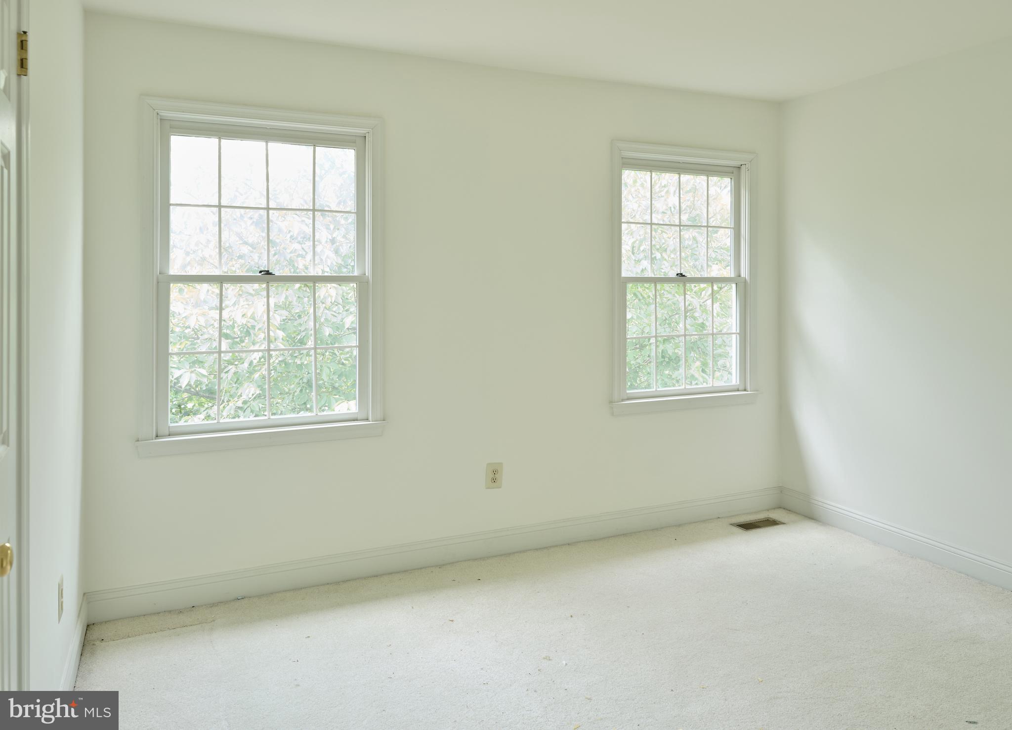 RIVERSTONE - Residential