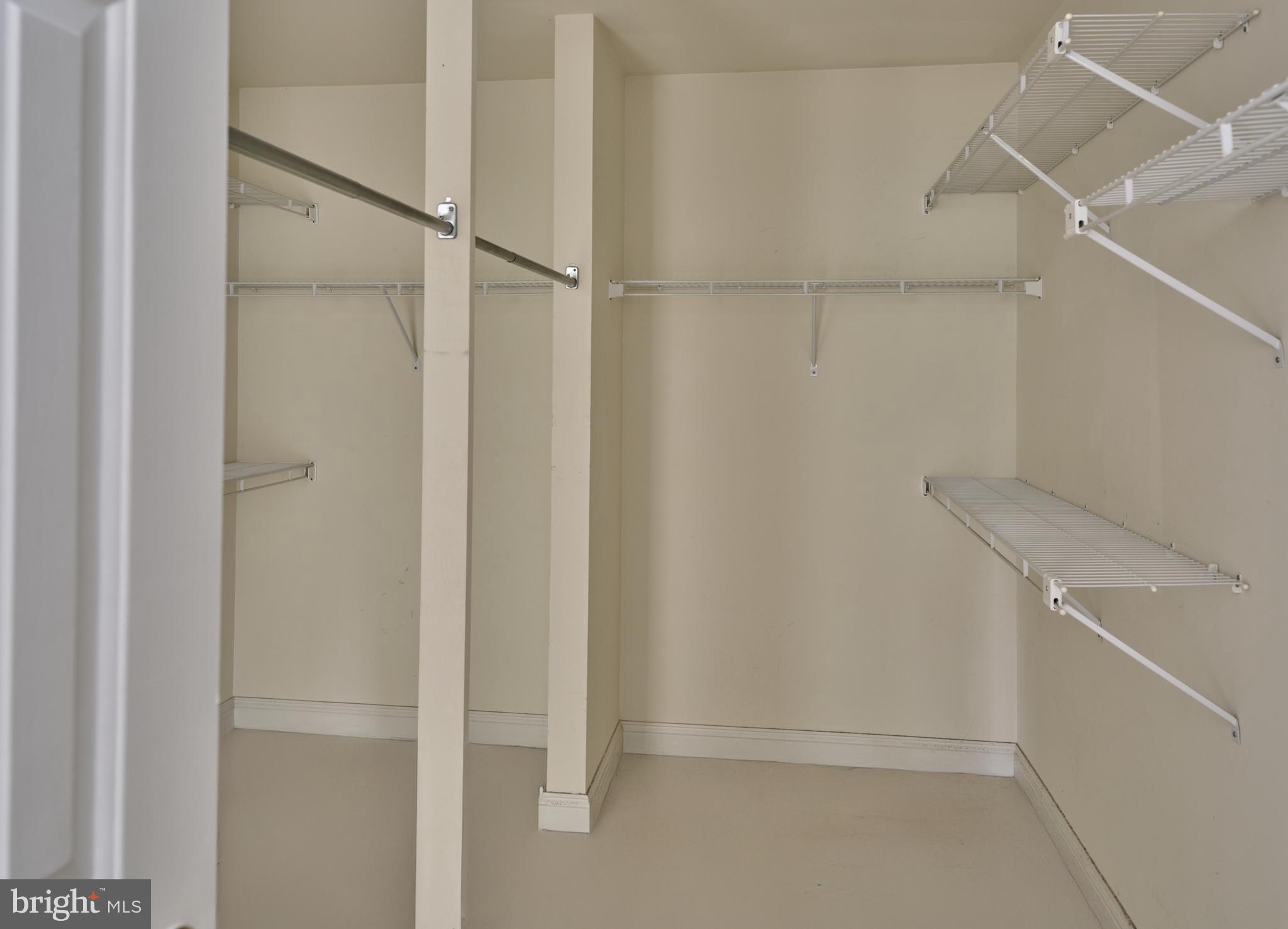 RIVERSTONE - Residential