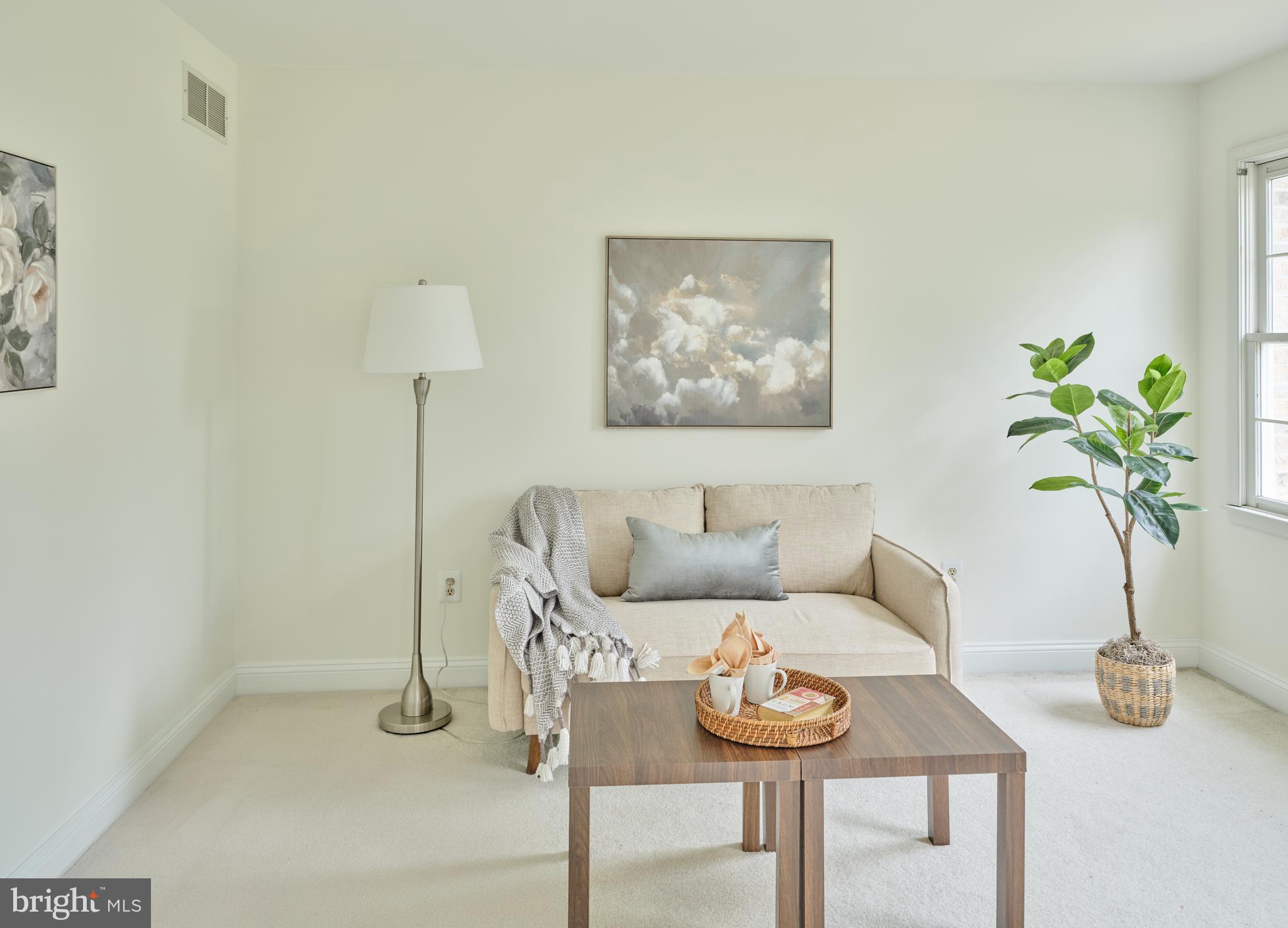 RIVERSTONE - Residential