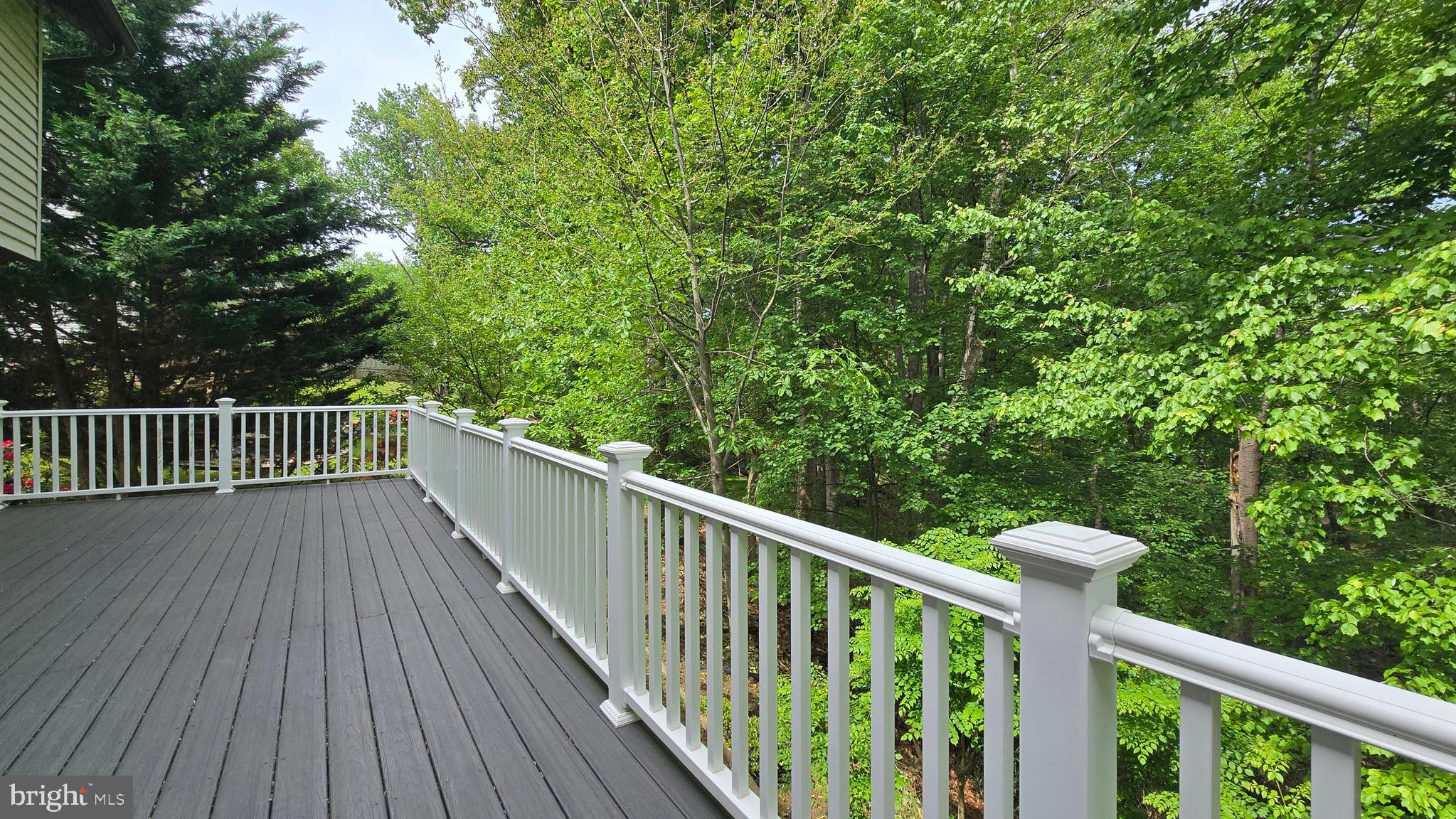 QUINCE ORCHARD MANOR - Residential