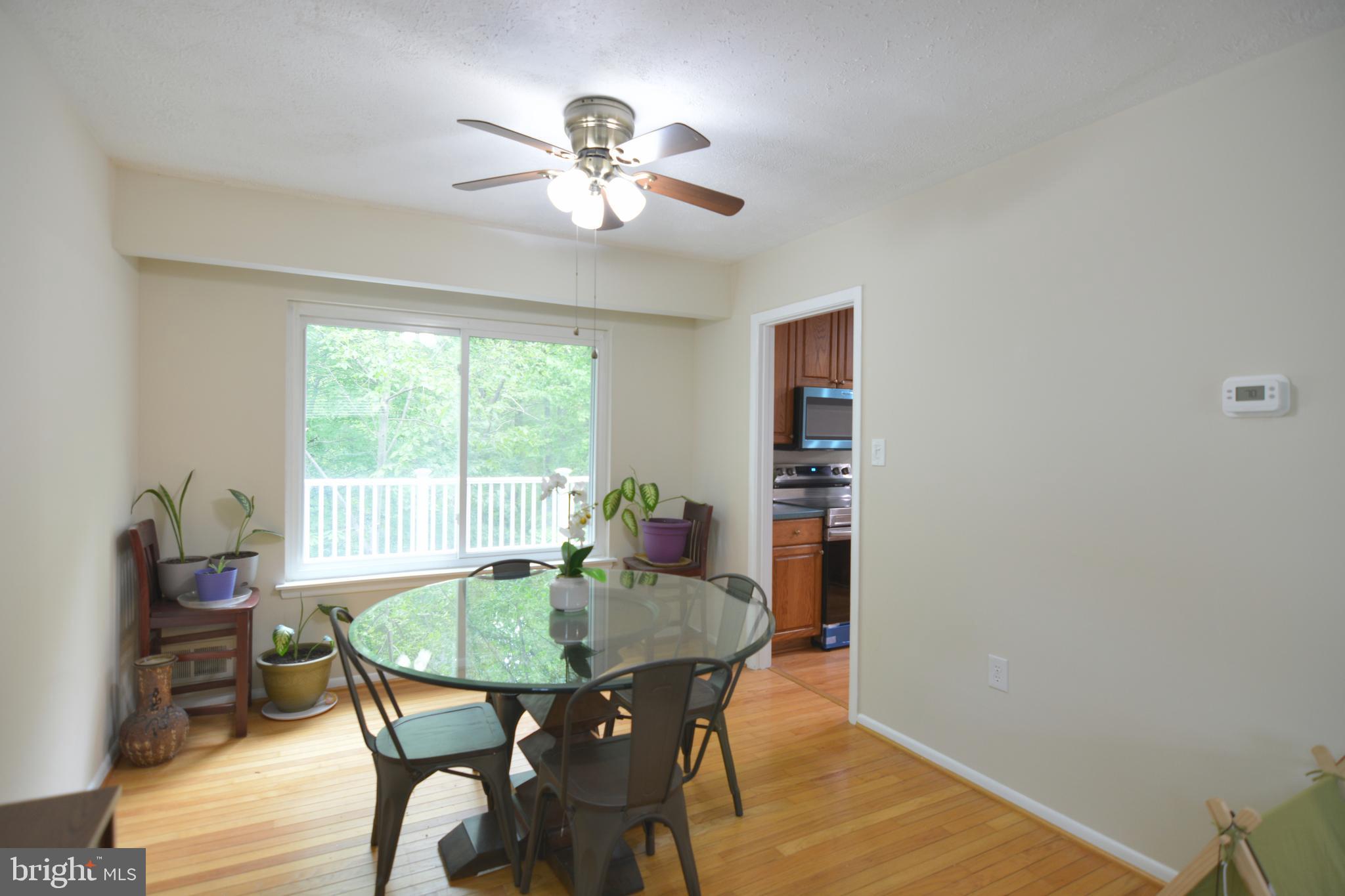 QUINCE ORCHARD MANOR - Residential